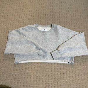 Aritzia TNA Cropped Crewneck